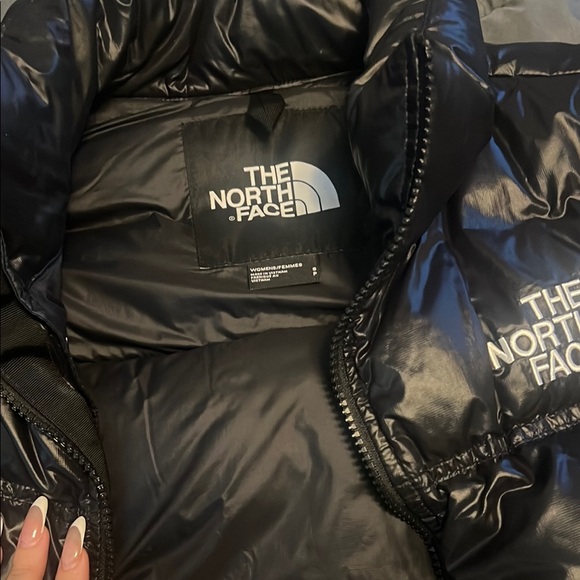 The North Face Black Puffer Jacket - Picture 2 of 4